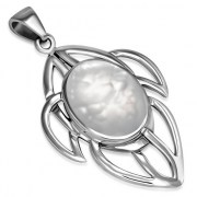 Medium Celtic Knot Mother of Pearl Silver Pendant - p658